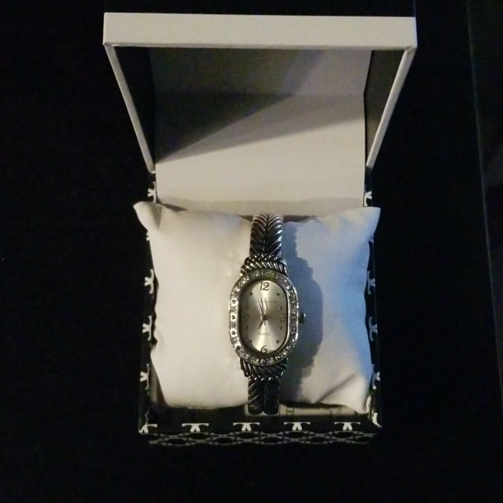 Charter club watch